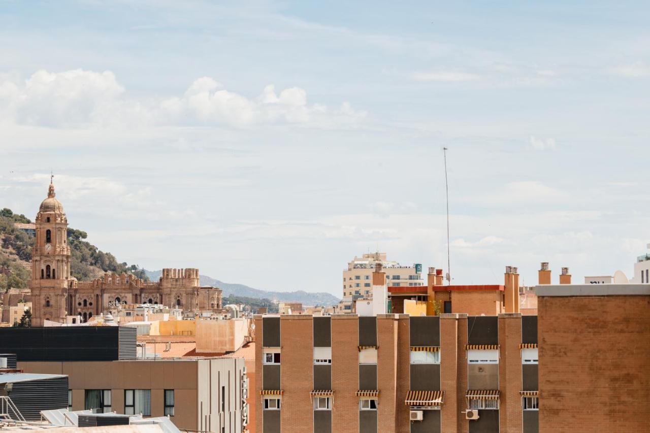 In The Historic Center Of Malaga, Very Close To The Beach And The Ave Train Station, With Private Parking エクステリア 写真
