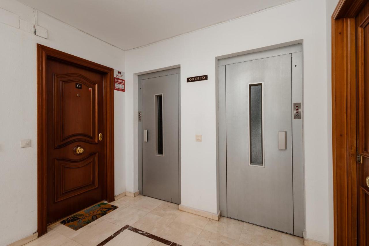 In The Historic Center Of Malaga, Very Close To The Beach And The Ave Train Station, With Private Parking エクステリア 写真