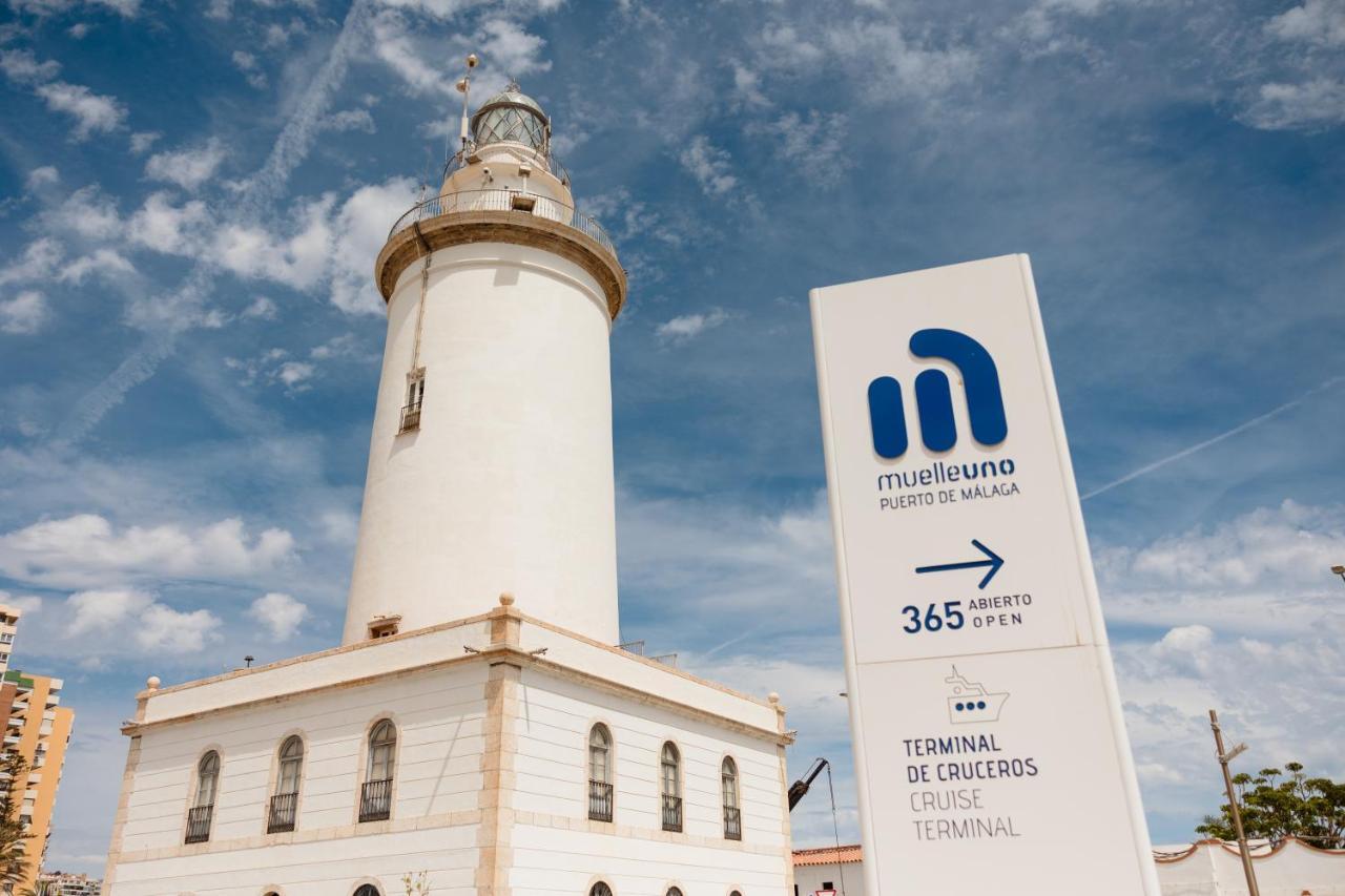 In The Historic Center Of Malaga, Very Close To The Beach And The Ave Train Station, With Private Parking エクステリア 写真