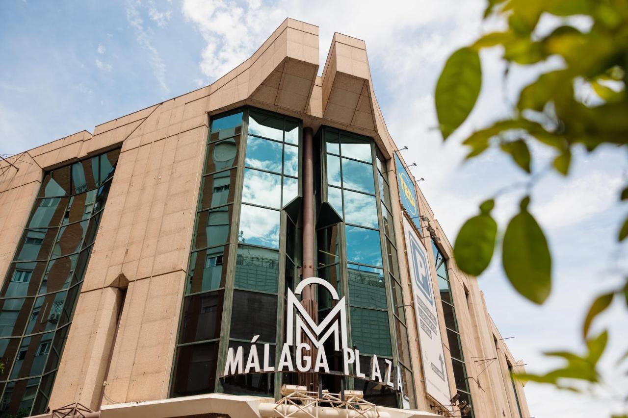 In The Historic Center Of Malaga, Very Close To The Beach And The Ave Train Station, With Private Parking エクステリア 写真